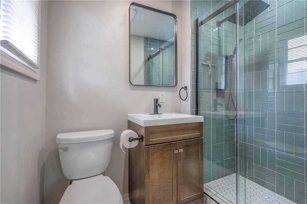 9248 Hemlock Street — photo 30