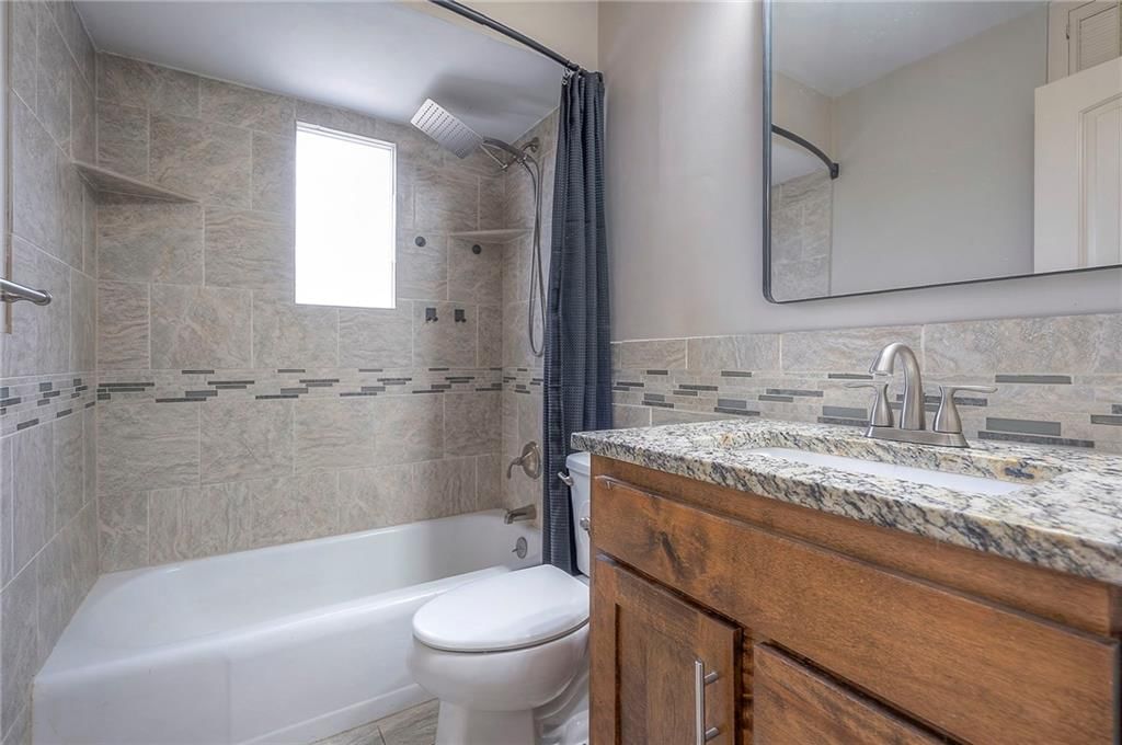 9248 Hemlock Street — photo 35