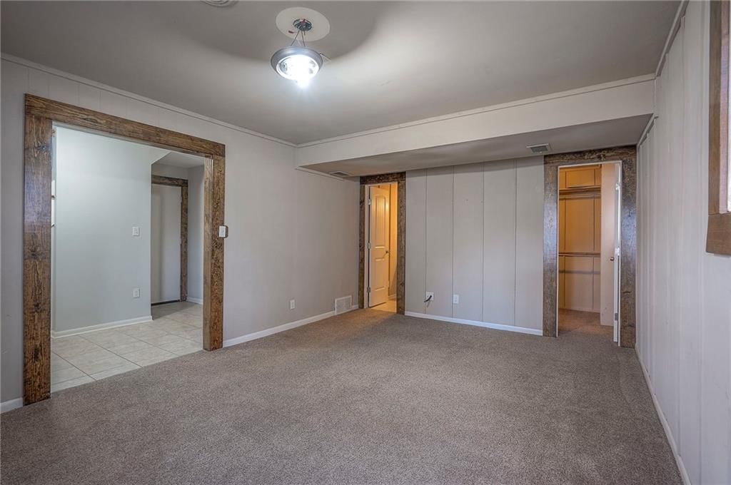 9248 Hemlock Street — photo 38