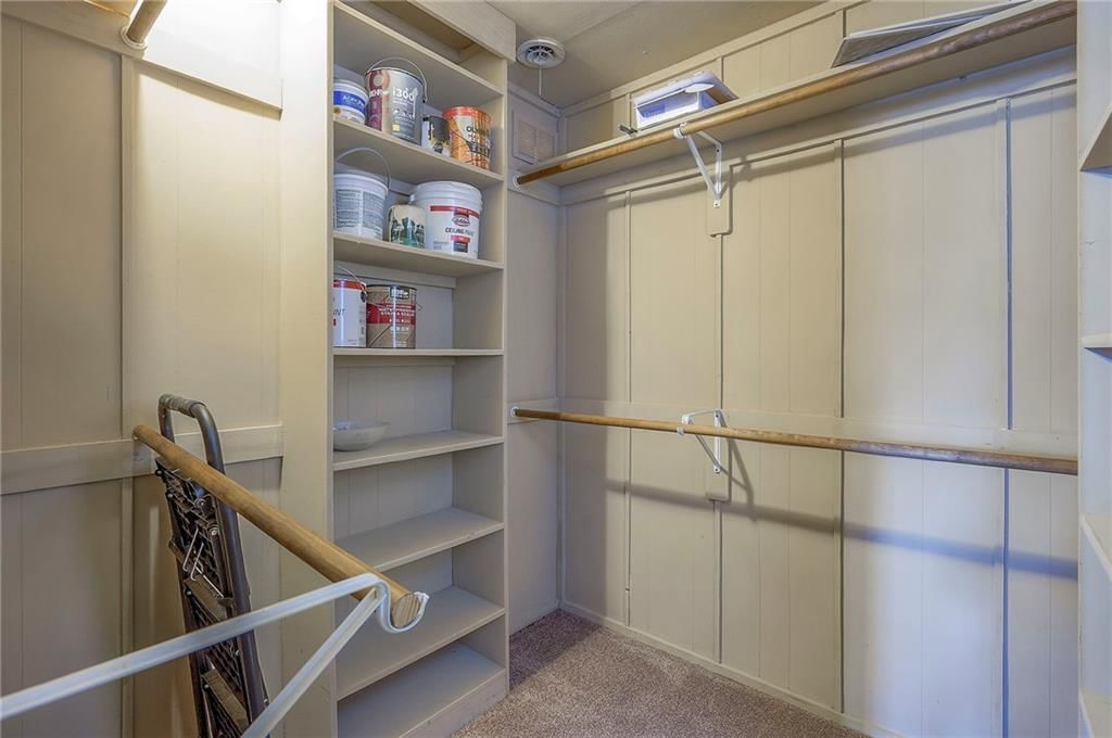 9248 Hemlock Street — photo 41