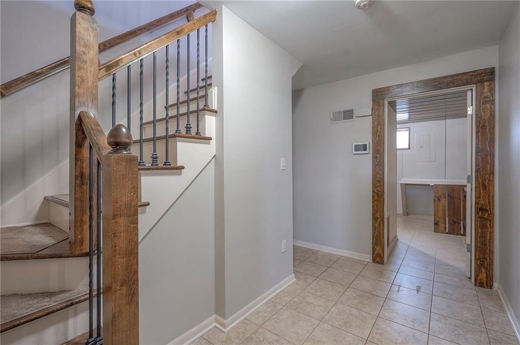 9248 Hemlock Street — photo 6