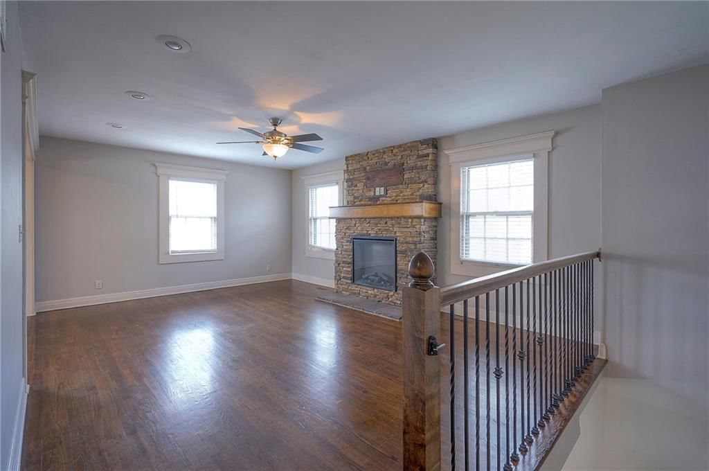 9248 Hemlock Street — photo 7