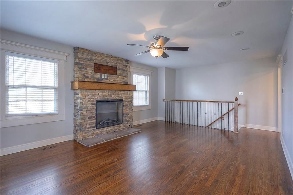 9248 Hemlock Street — photo 8