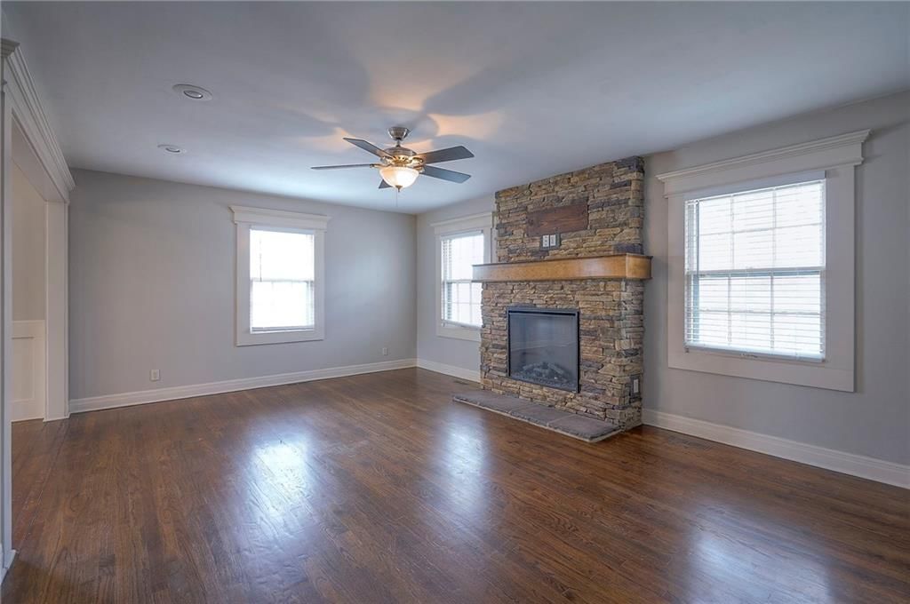 9248 Hemlock Street — photo 9
