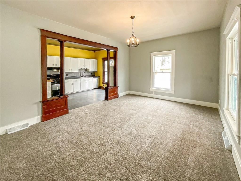 820 S Vermont Avenue — photo 3