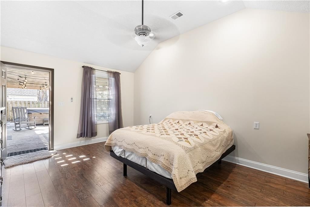 7708 Booth Street — photo 23