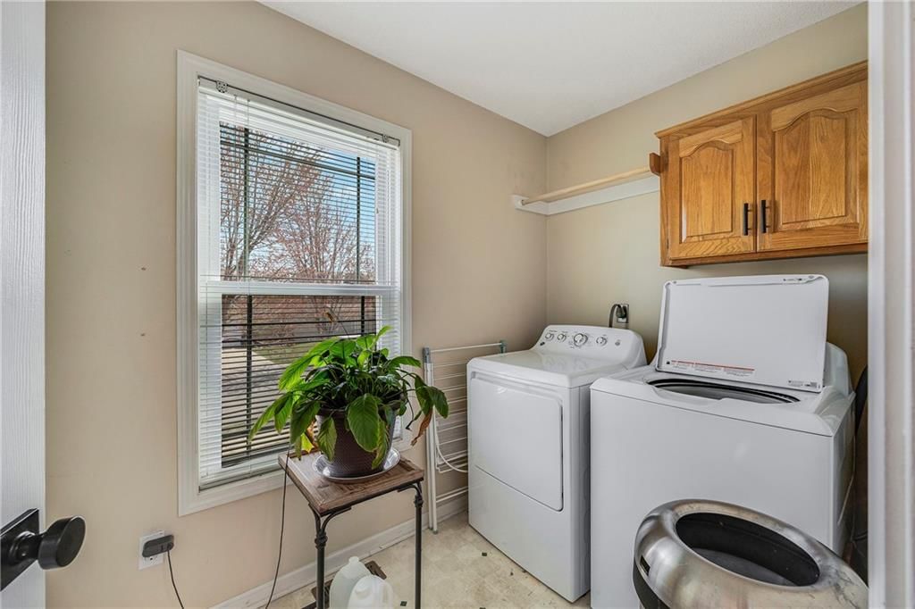 7716 N Myrtle Avenue — photo 10