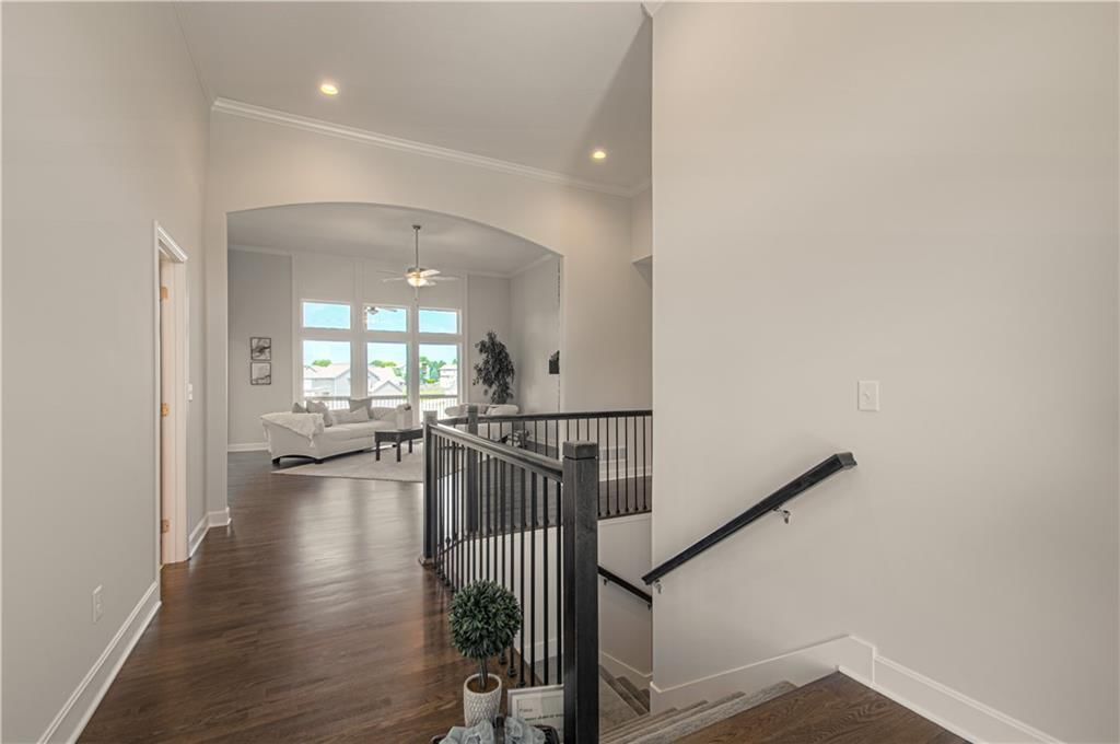 1055 Fir Lane — photo 8