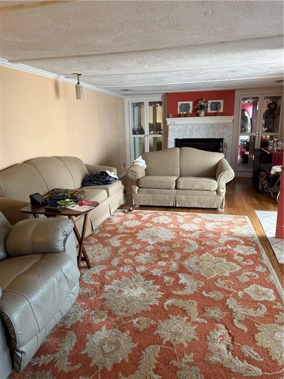 1103 Maple Street — photo 3
