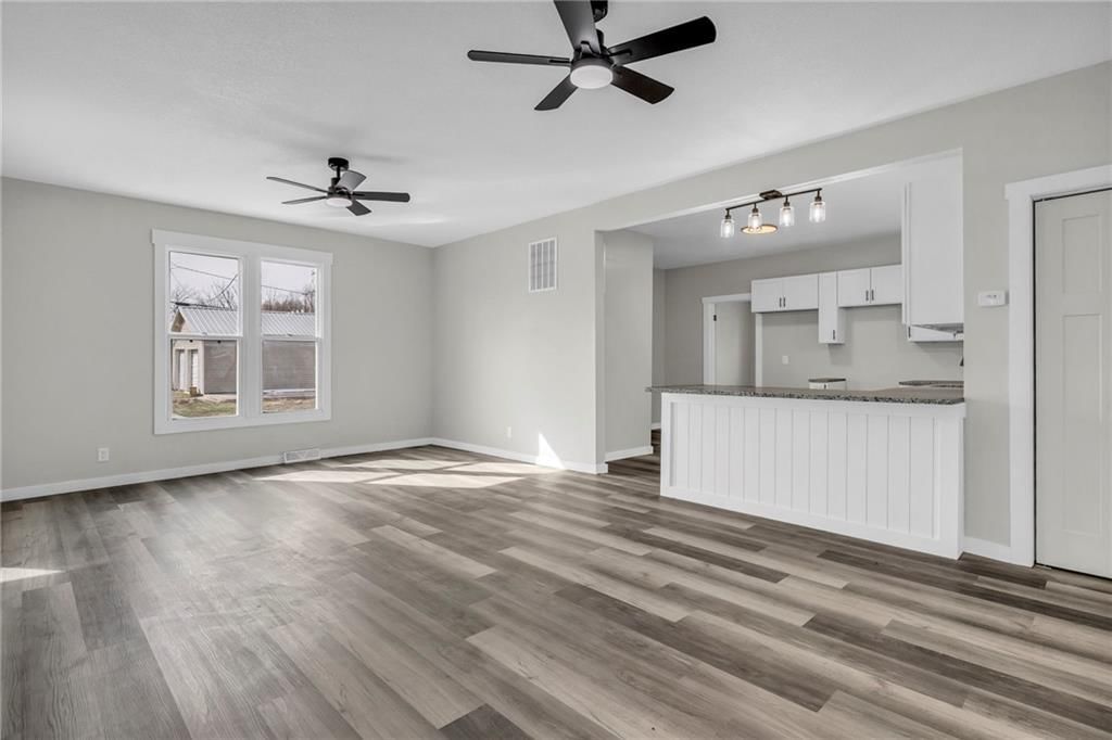 134 S Main Street — photo 6