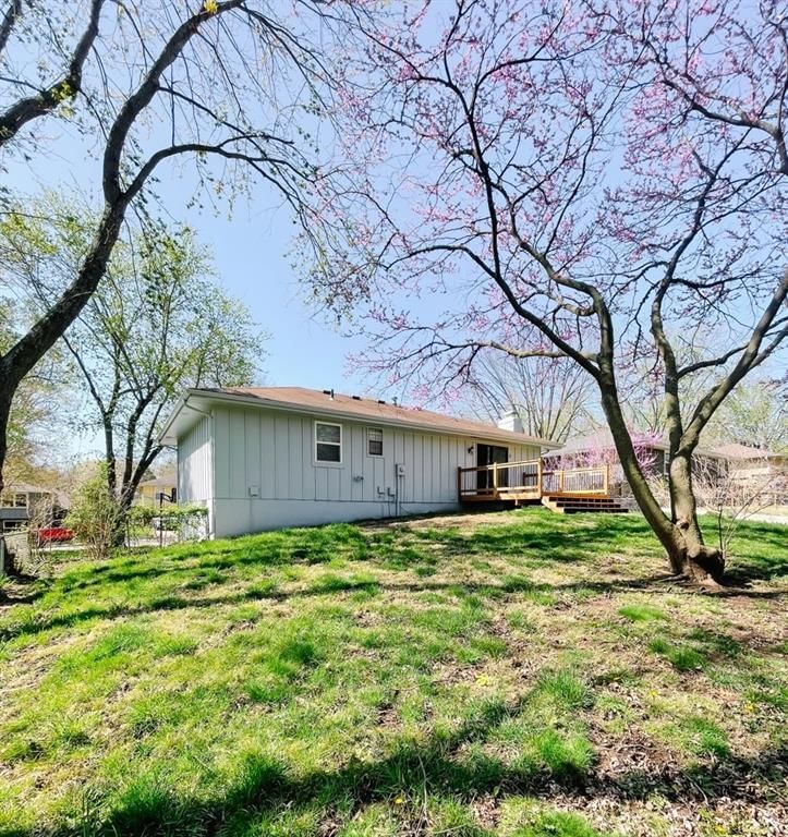 401 SW Shamrock Place — photo 4