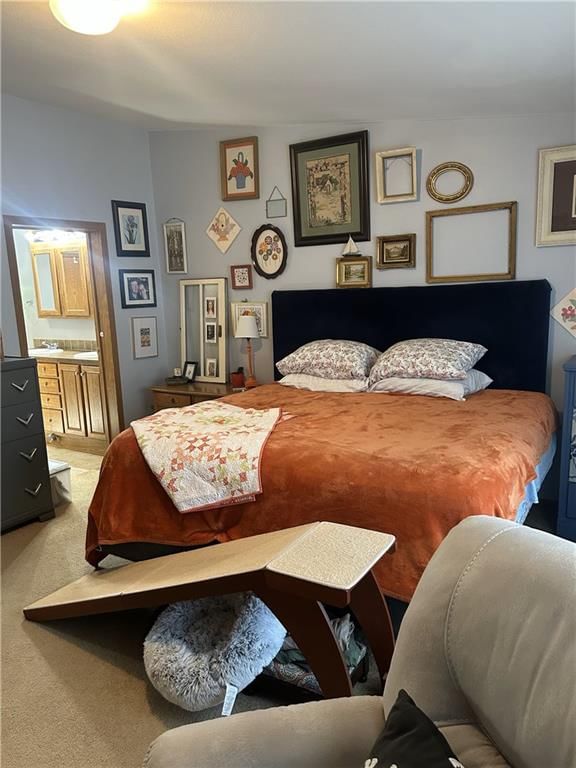 315 E Warren Street — photo 13