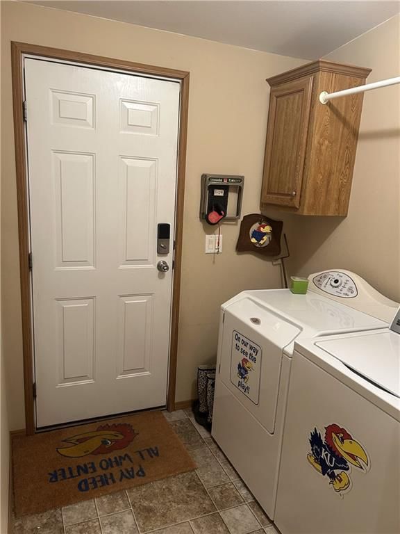 315 E Warren Street — photo 21