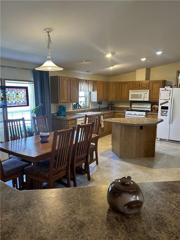 315 E Warren Street — photo 7