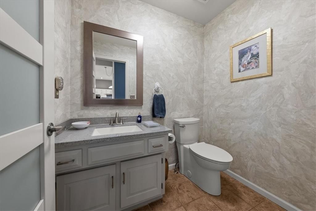 8015 W 113th Street — photo 11