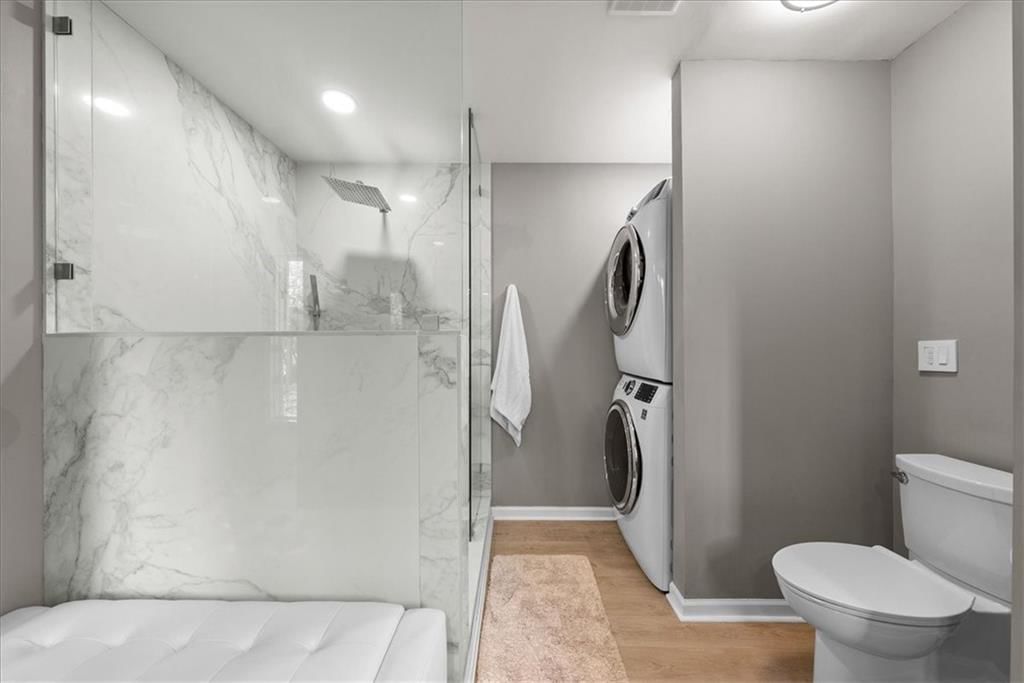8015 W 113th Street — photo 16