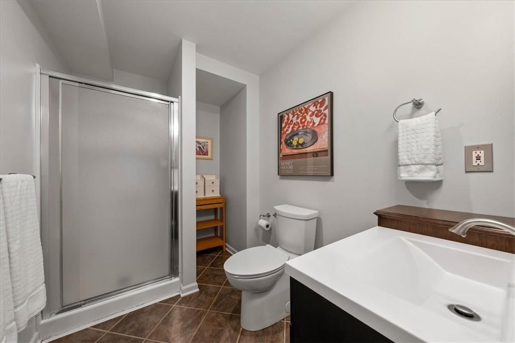 8015 W 113th Street — photo 29