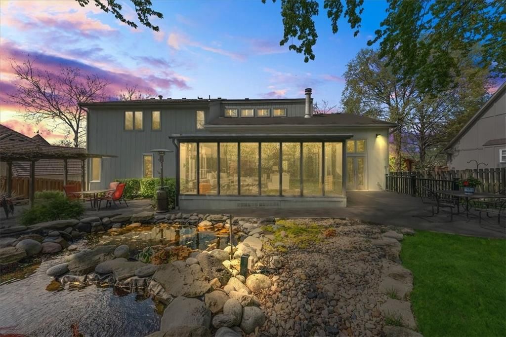 8015 W 113th Street — photo 38