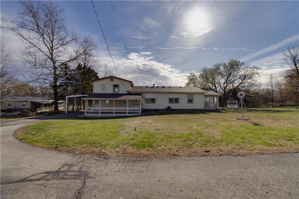 1089 E 1326 Road — photo 45