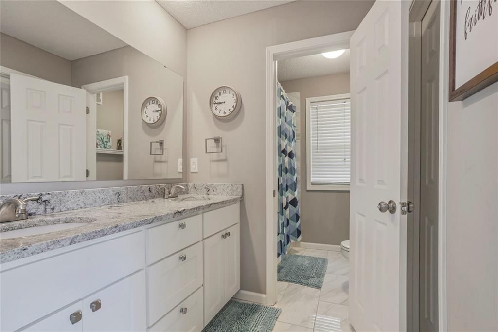 15726 S Summertree Court — photo 11