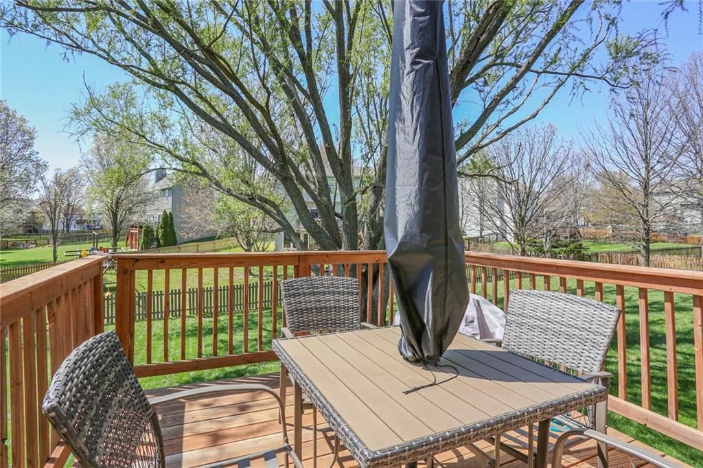 15726 S Summertree Court — photo 20