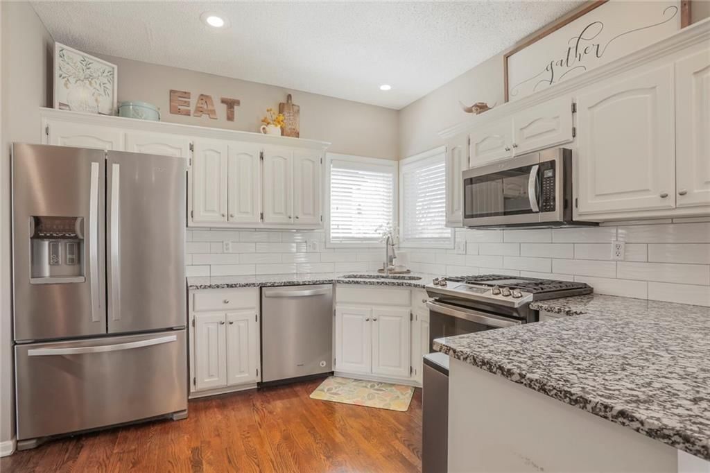 15726 S Summertree Court — photo 6