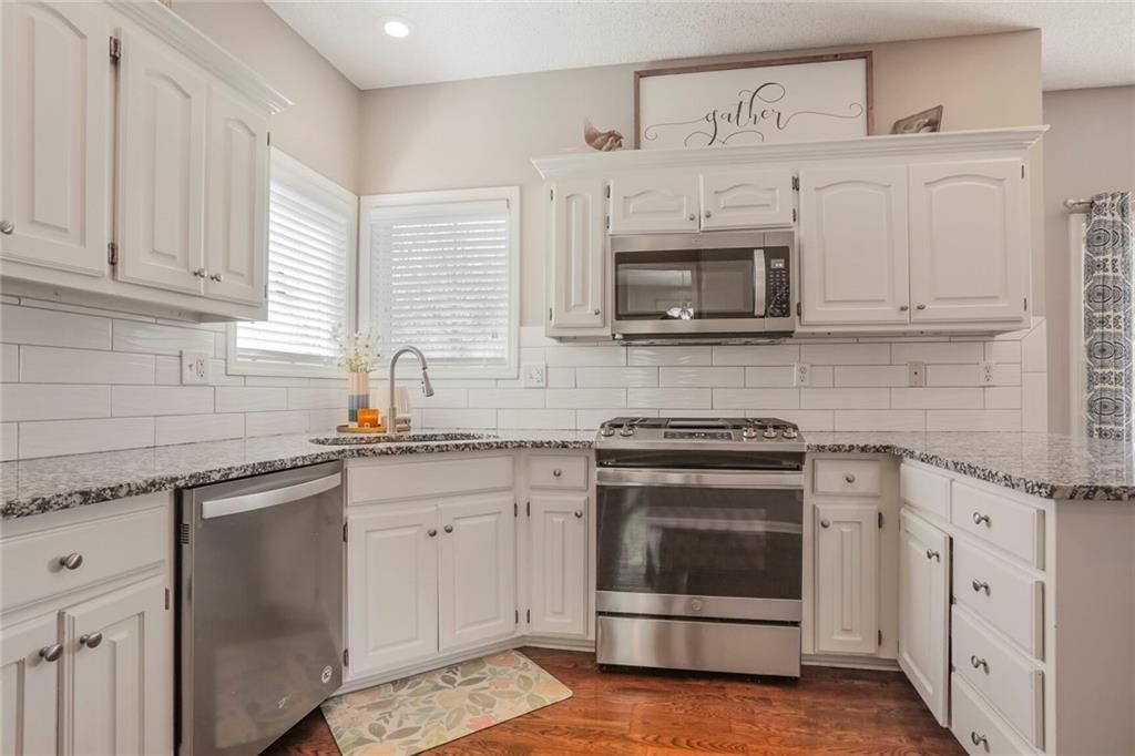 15726 S Summertree Court — photo 7