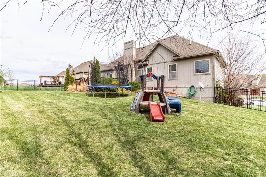 1204 Schroeder Court — photo 11