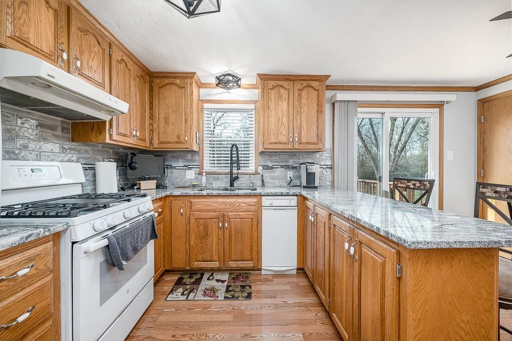5929 Edith Avenue — photo 8