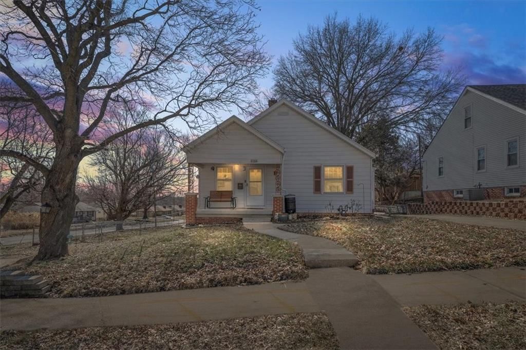 2766 Jackson Street — photo 4