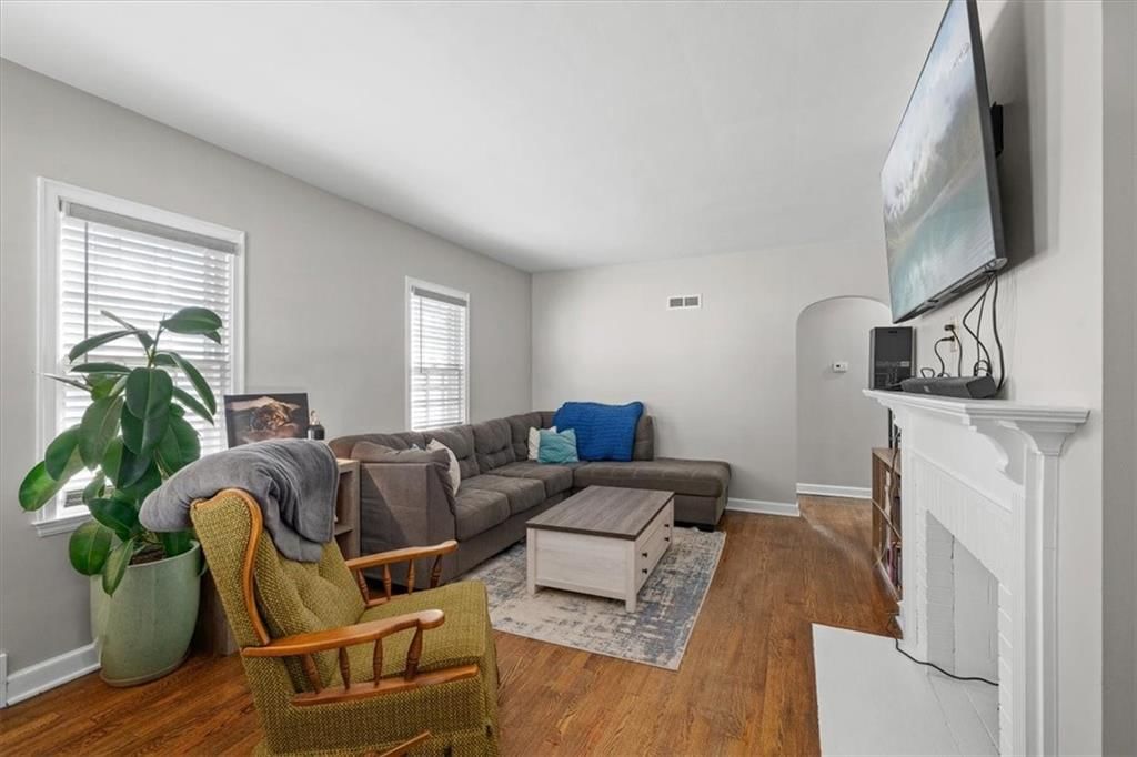 2766 Jackson Street — photo 8