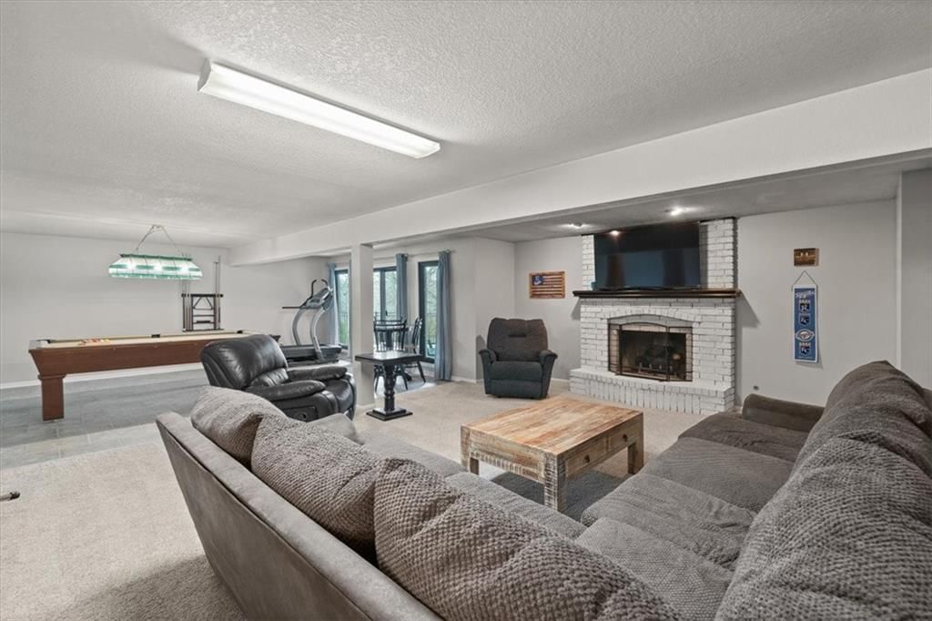 2553 NW Bent Tree Circle — photo 33