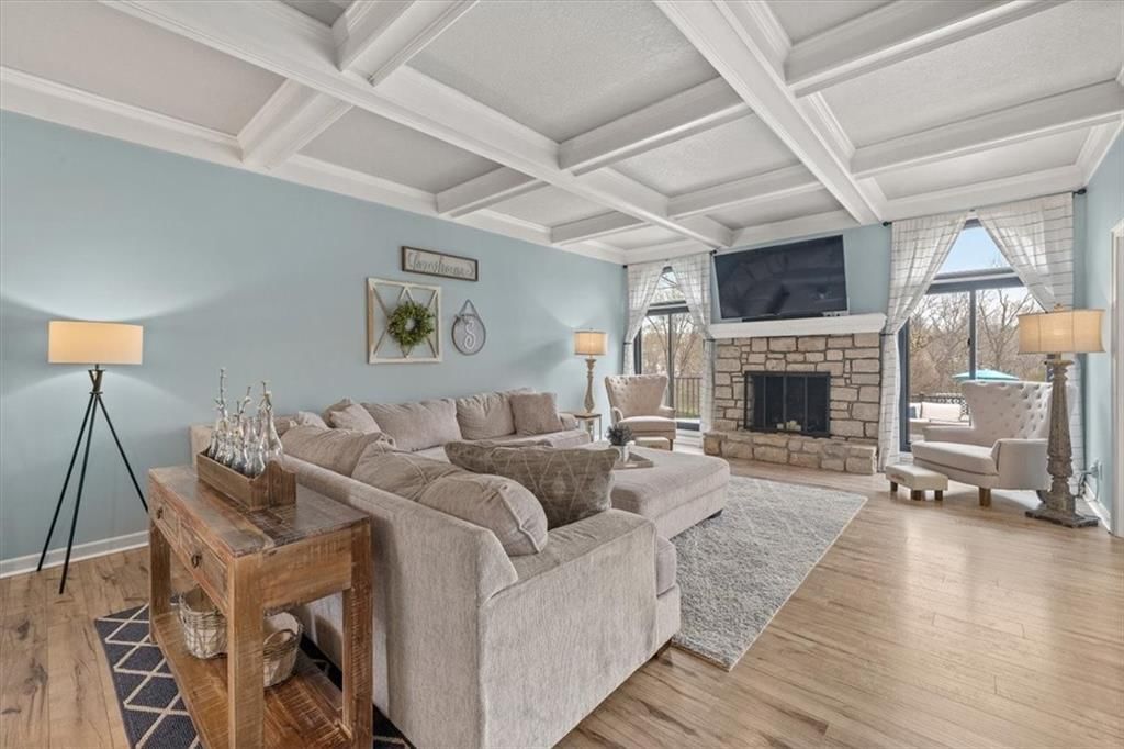 2553 NW Bent Tree Circle — photo 5