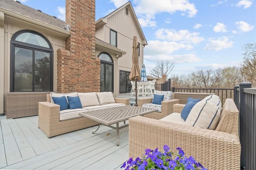 2553 NW Bent Tree Circle — photo 42