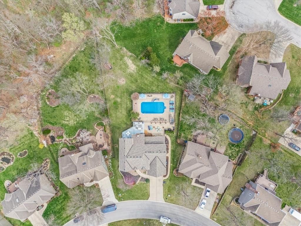 2553 NW Bent Tree Circle — photo 47