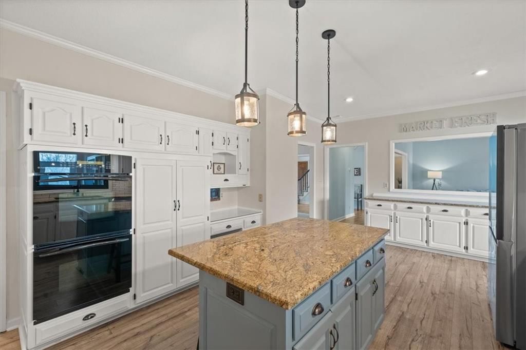 2553 NW Bent Tree Circle — photo 9