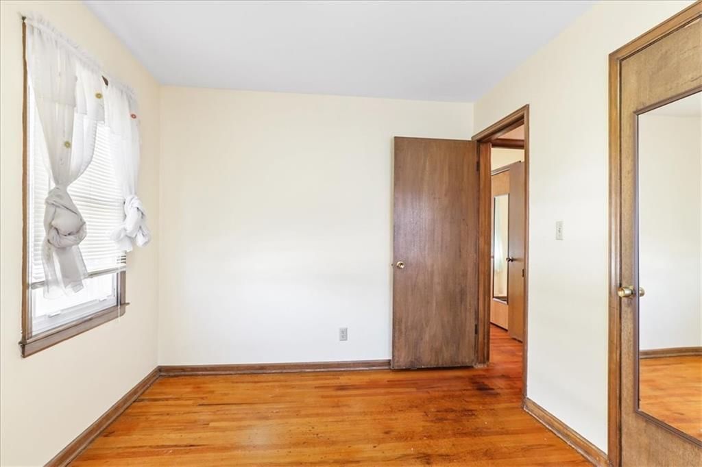 5013 NE 42nd Street — photo 11