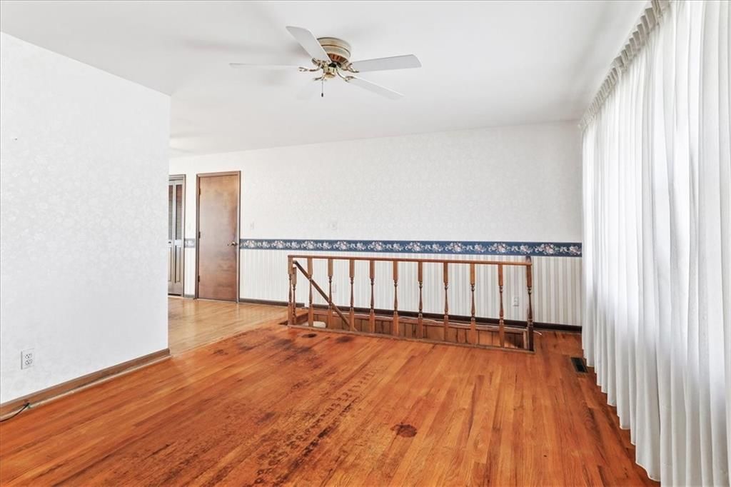 5013 NE 42nd Street — photo 4