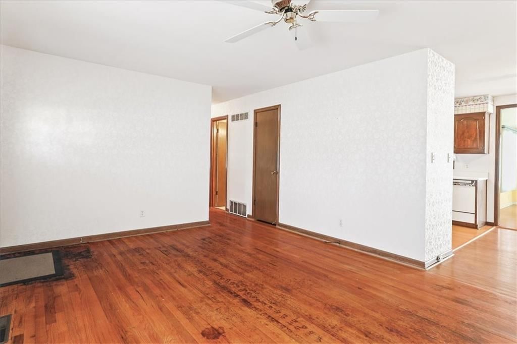 5013 NE 42nd Street — photo 6