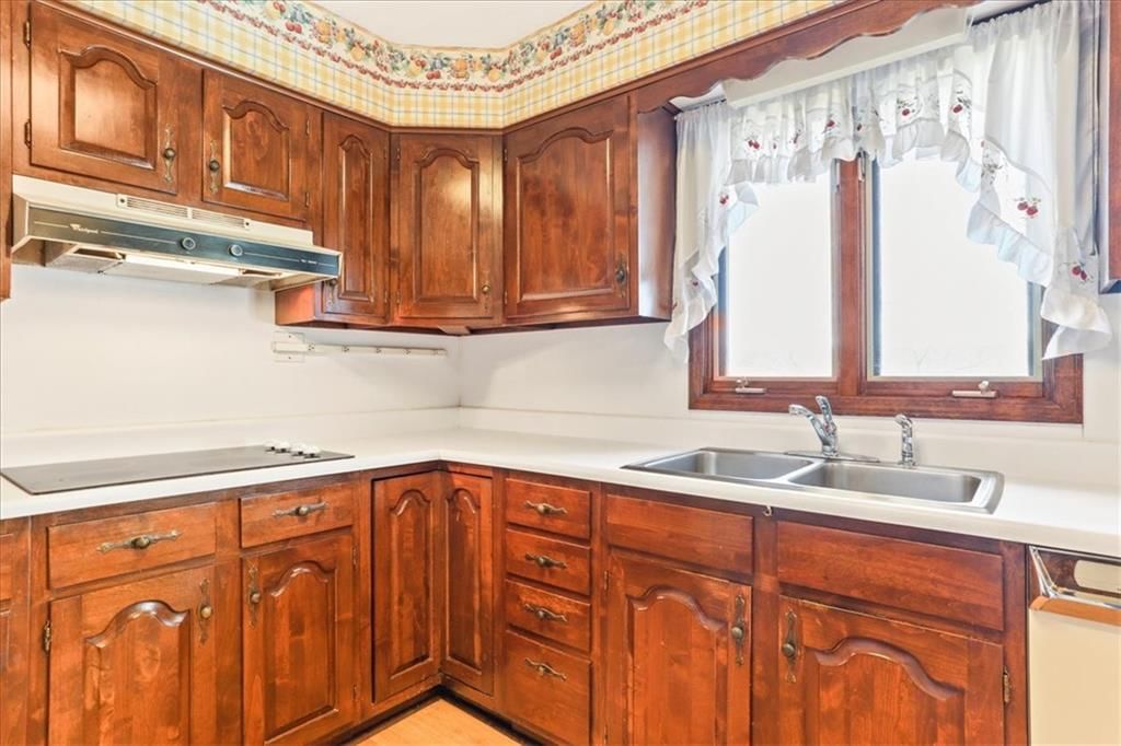 5013 NE 42nd Street — photo 10