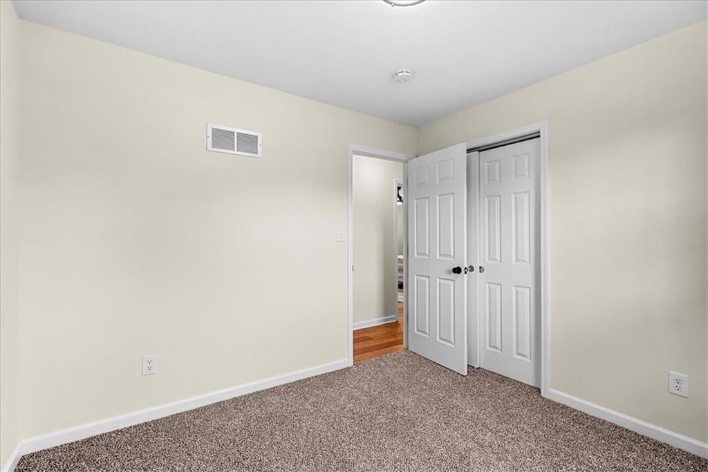 8721 E 57TH Terrace — photo 17
