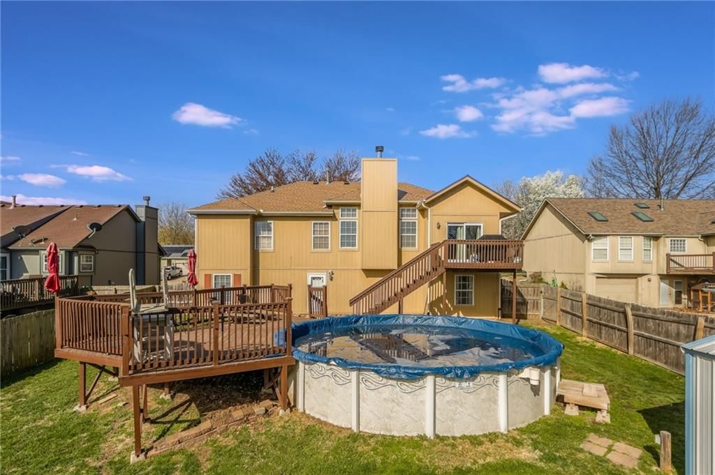 817 MONTANA RIDGE Drive — photo 32
