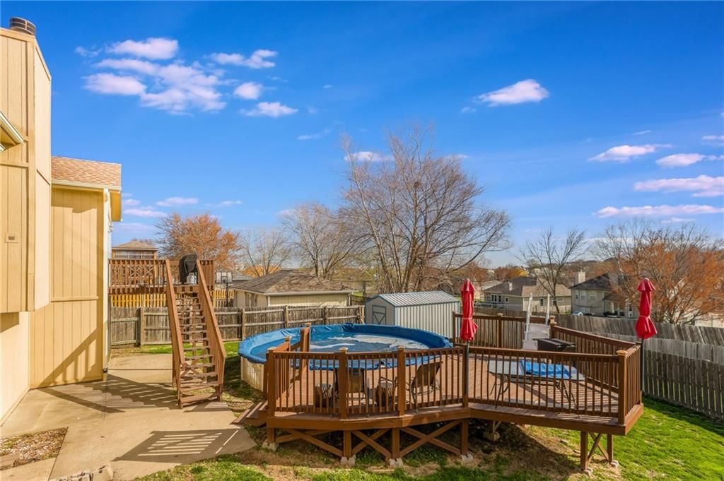 817 MONTANA RIDGE Drive — photo 33