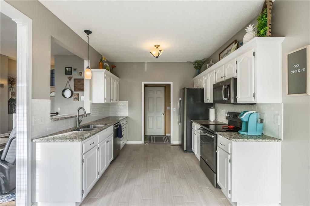 817 MONTANA RIDGE Drive — photo 8