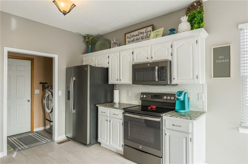 817 MONTANA RIDGE Drive — photo 10