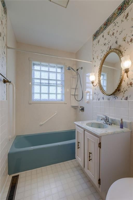 520 NE 41st Terrace — photo 18