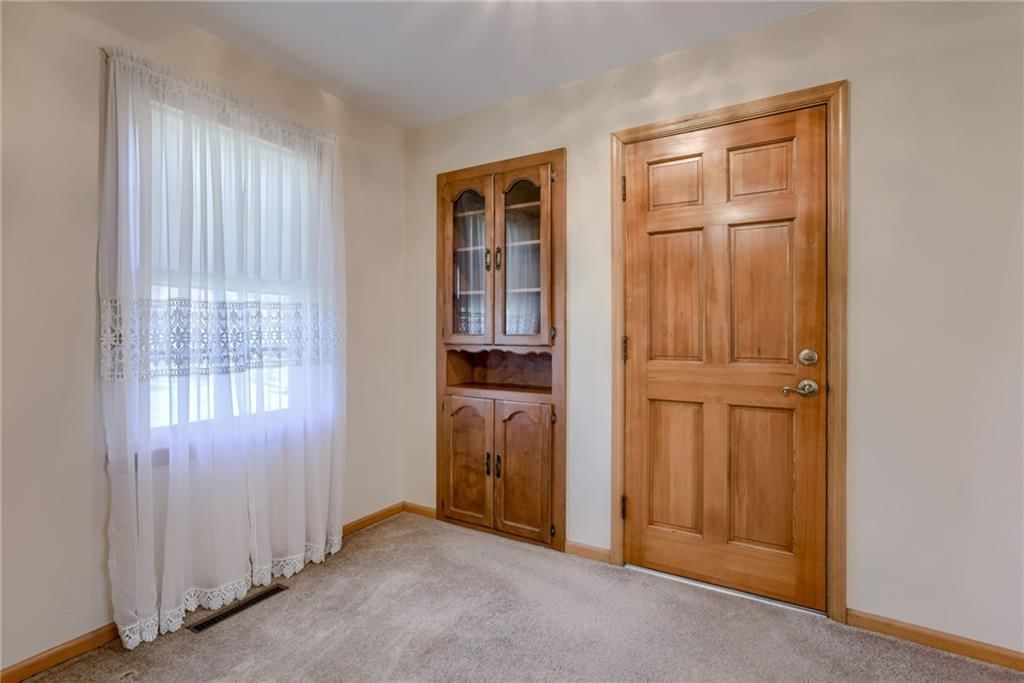 520 NE 41st Terrace — photo 8