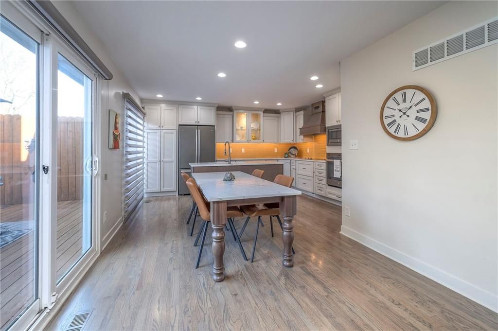 264 NE Edgewater Drive — photo 11