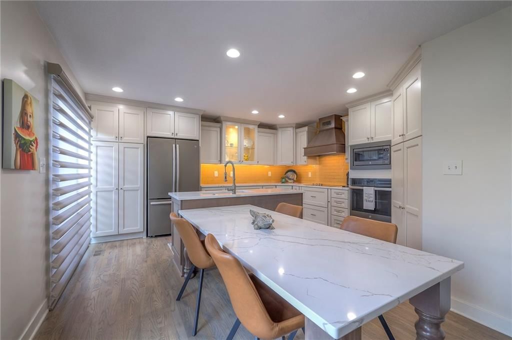 264 NE Edgewater Drive — photo 13