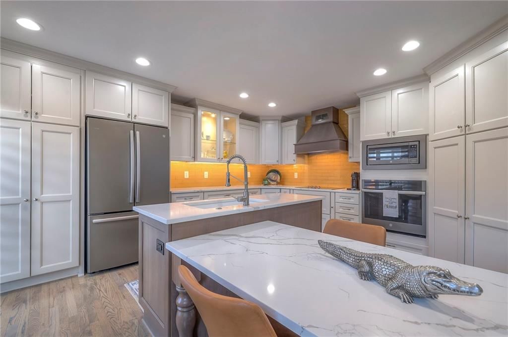 264 NE Edgewater Drive — photo 14